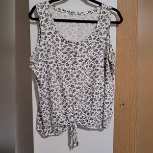 💚10 for $10💚 Bundle and save Floral Sleeveless Top